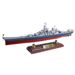 1:700 USS Iowa Class...